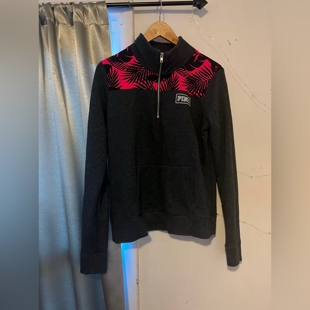 Small PINK brand sweater in grey.